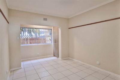 2 Bedroom Apartment in Sea Point