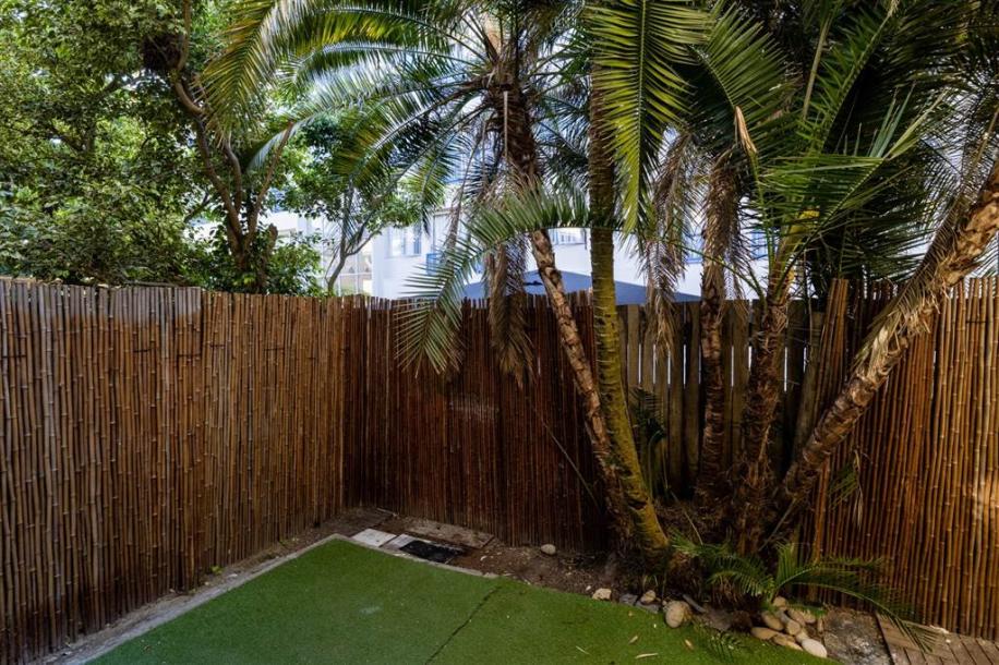 2 Bedroom Apartment in Sea Point-9