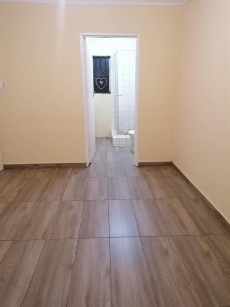3 Bed House in Protea Glen-5