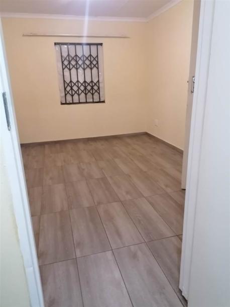 3 Bed House in Protea Glen-7
