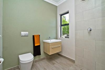 3 Bed Townhouse in Ferndale-15