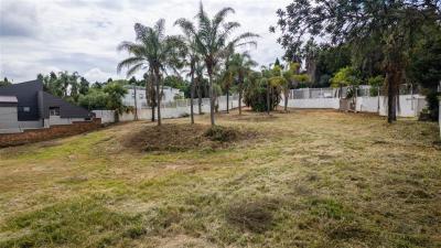 2 013 m² Land available in Morningside-9
