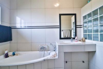 20 Bed House in Durban North-15