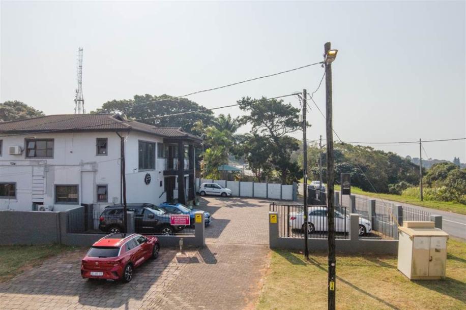 20 Bed House in Durban North-19