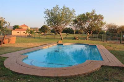 1 Bedroom Garden Cottage in Hartbeespoort Dam-11