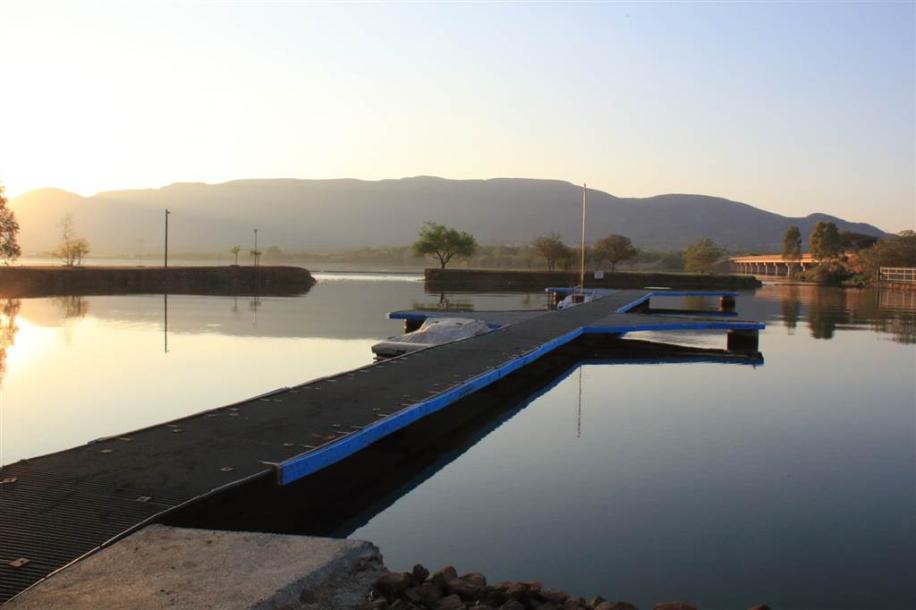 1 Bedroom Garden Cottage in Hartbeespoort Dam-12