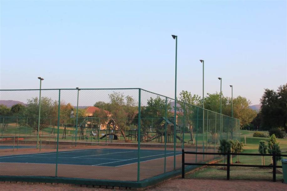 1 Bedroom Garden Cottage in Hartbeespoort Dam-13