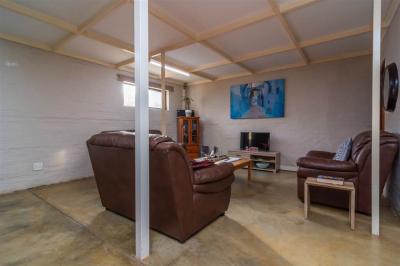 1 Bedroom Garden Cottage in Hartbeespoort Dam-4