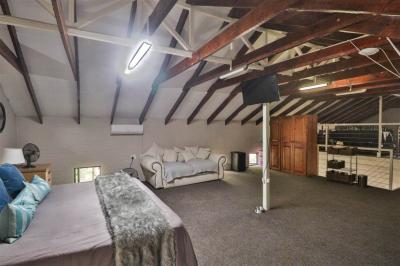 1 Bedroom Garden Cottage in Hartbeespoort Dam-5