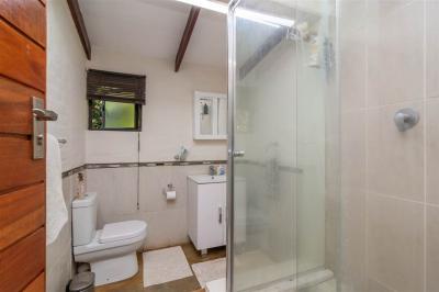 1 Bedroom Garden Cottage in Hartbeespoort Dam-6