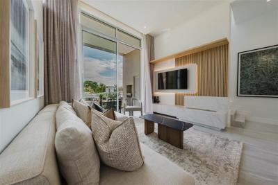 3 Bedroom Apartment in Melrose Estate