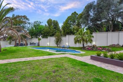 2 Bedroom House in Bryanston-4