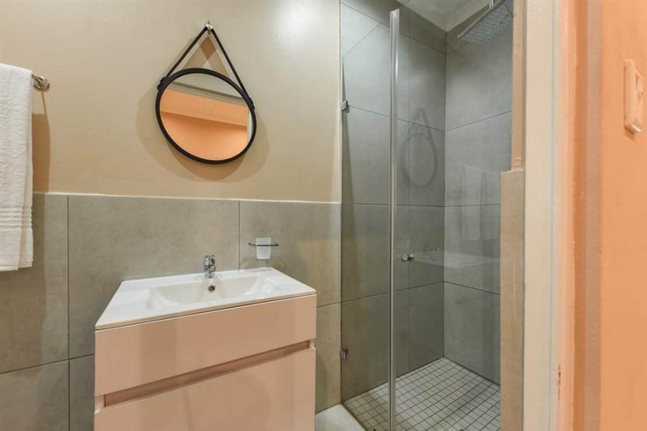 2 Bedroom House in Bryanston-8