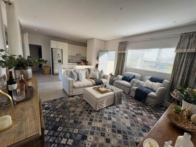 2 Bedroom House in Umdloti-5