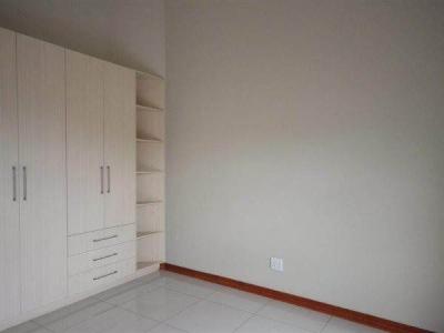 4 Bed Townhouse in Bedfordview-5