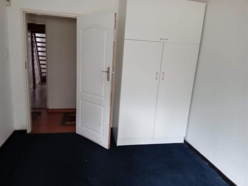 1 Bed House in Lorentzville-1