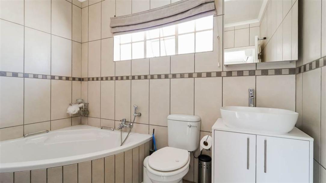 3 Bed House in Randpark-15