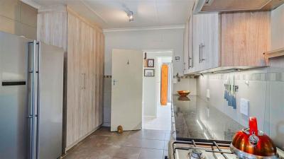 3 Bed House in Randpark-10