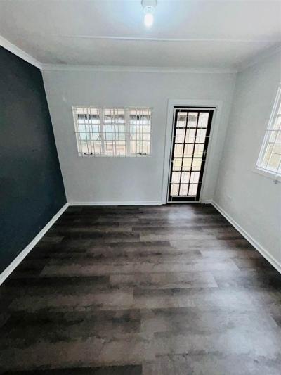 1.5 Bedroom Garden Cottage in Hillcrest Central