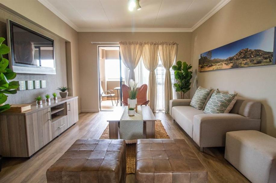 2 Bedroom Apartment in Kameeldrift East-0