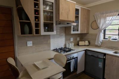 2 Bedroom Apartment in Kameeldrift East-3