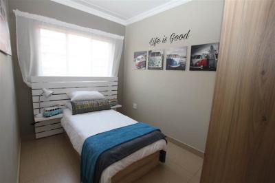 2 Bedroom Apartment in Kameeldrift East-6