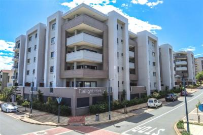 2 Bedroom Flat in Umhlanga Ridge-19
