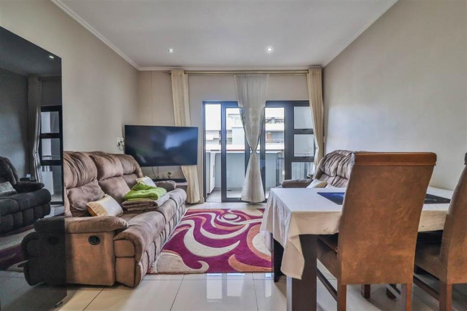 2 Bedroom Flat in Umhlanga Ridge-4