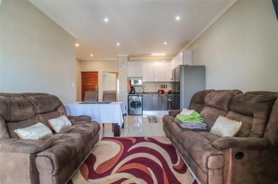 2 Bedroom Flat in Umhlanga Ridge-5