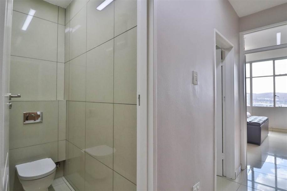 2 Bed Apartment in Bedfordview-9