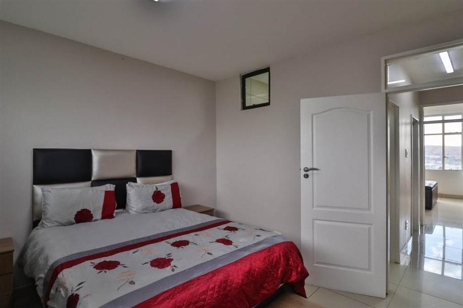 2 Bed Apartment in Bedfordview-10