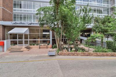 2 Bed Apartment in Bedfordview-13