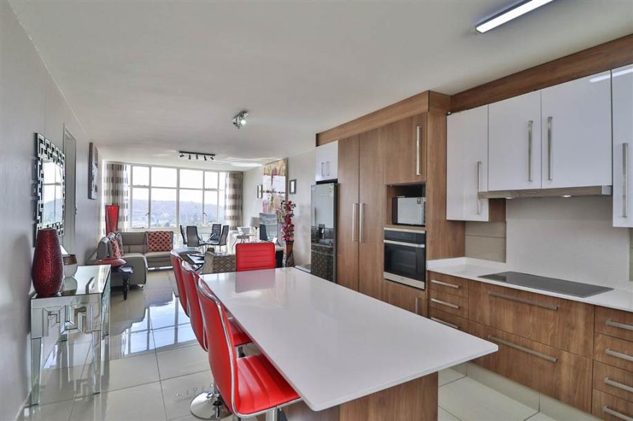 2 Bed Apartment in Bedfordview-1