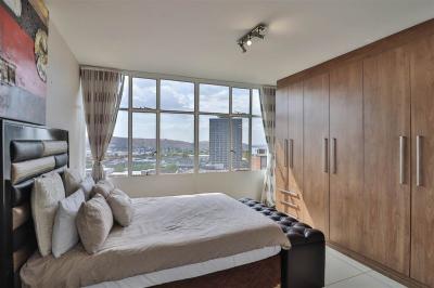 2 Bed Apartment in Bedfordview-5