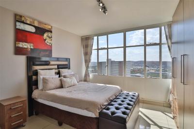 2 Bed Apartment in Bedfordview-6