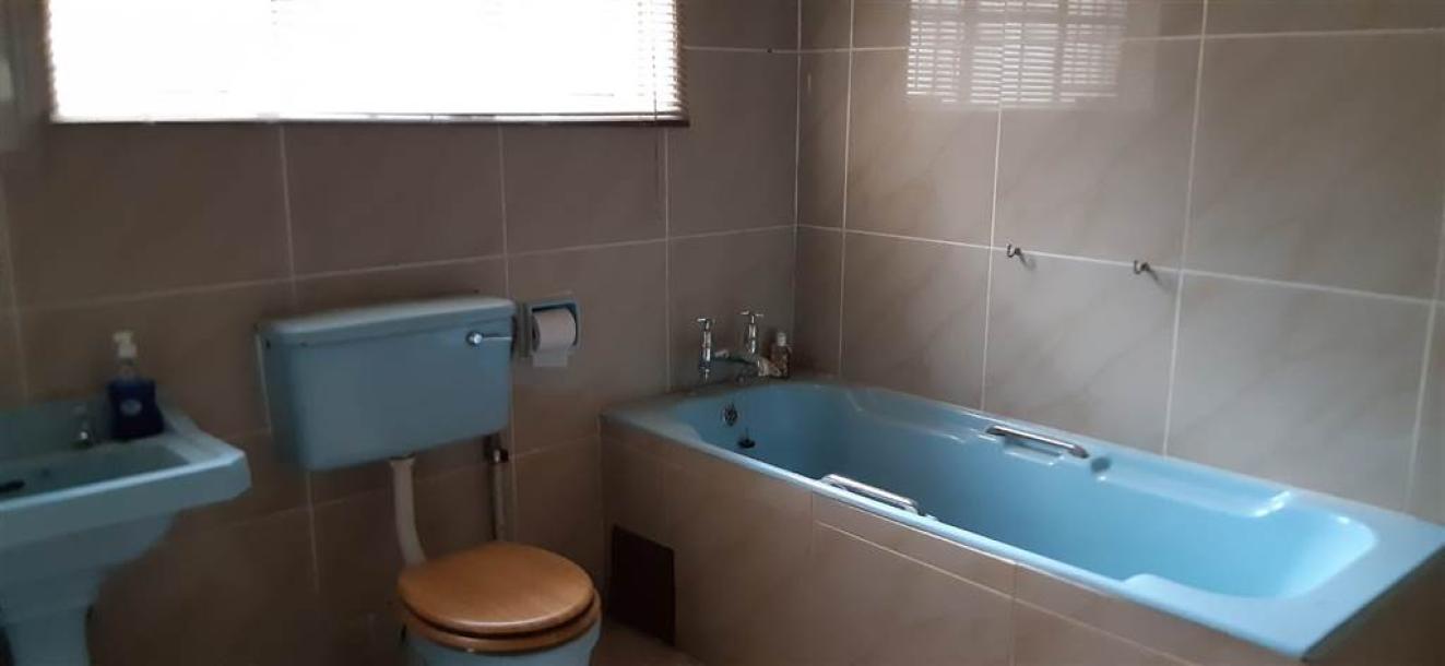 3 Bedroom House in Donkerhoek AH-4