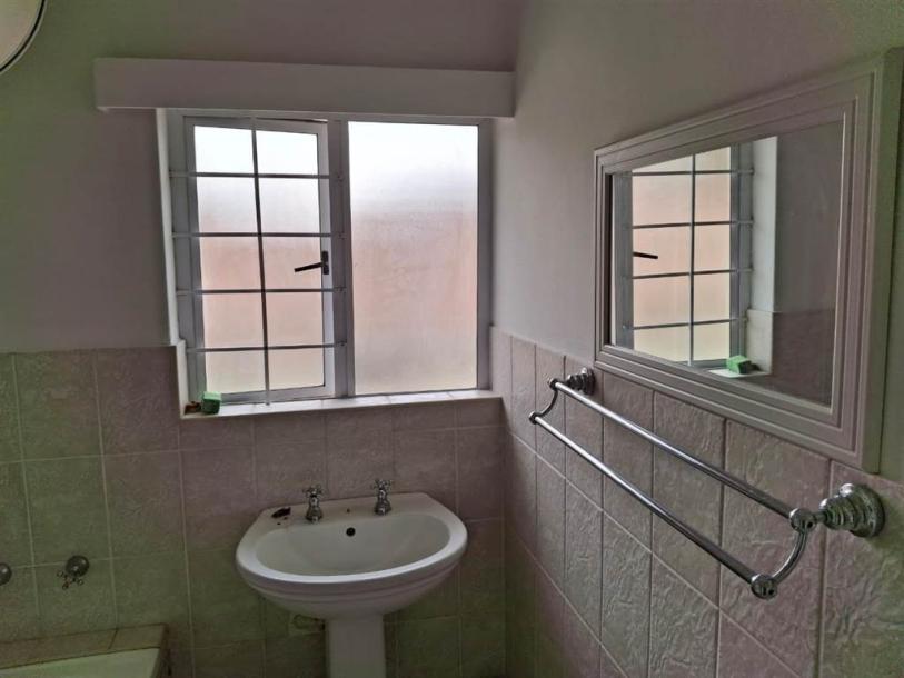 2 Bedroom Flat in Musgrave-7