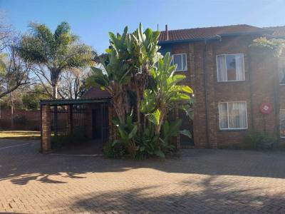 3 Bedroom Townhouse in Monument Park-9