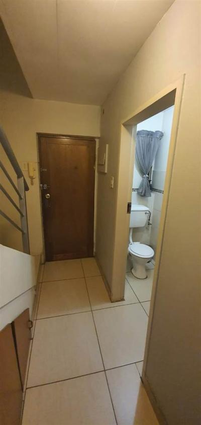 3 Bedroom Townhouse in Monument Park-16