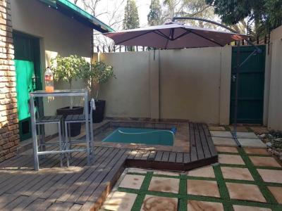 3 Bedroom Townhouse in Monument Park-2