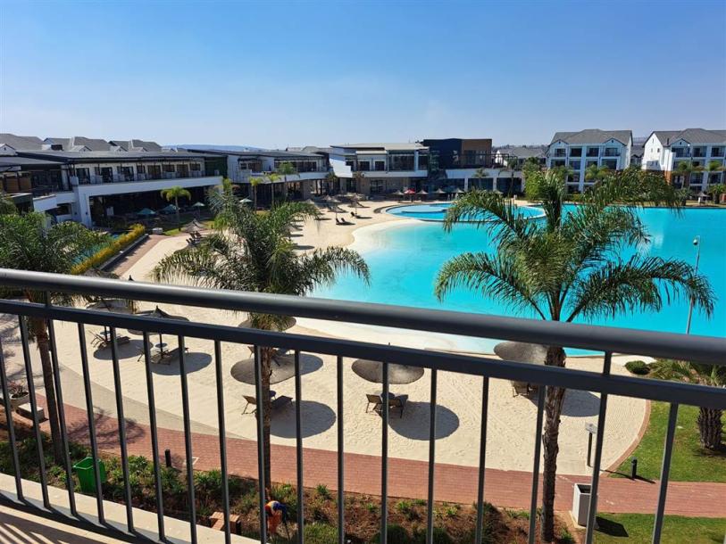 1 Bedroom Apartment in Blyde Riverwalk Estate-6