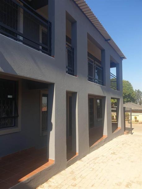 1 Bedroom Flat in Mamelodi East-0