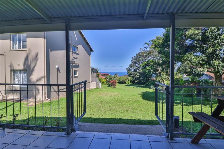 2 Bedroom Simplex in Scottburgh Central-2