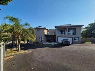 3 Bedroom House in Shelly Beach