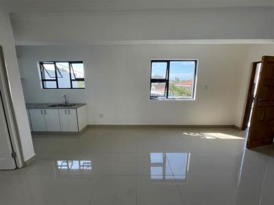 2 Bedroom Flat in Sydenham-5