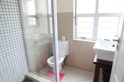 2 Bedroom Apartment in Margate