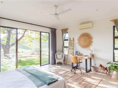 4 Bedroom House in Simbithi Estate-10