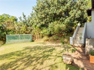 4 Bedroom House in Simbithi Estate-16