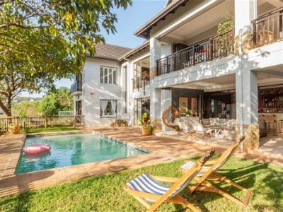 4 Bedroom House in Simbithi Estate-1