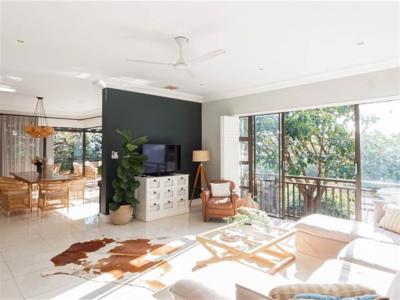 4 Bedroom House in Simbithi Estate-2